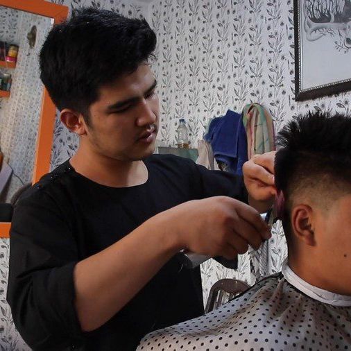 AFGHANOTES #6 In a Barbershop in Kabul: “People are Letting their Beards Grow”