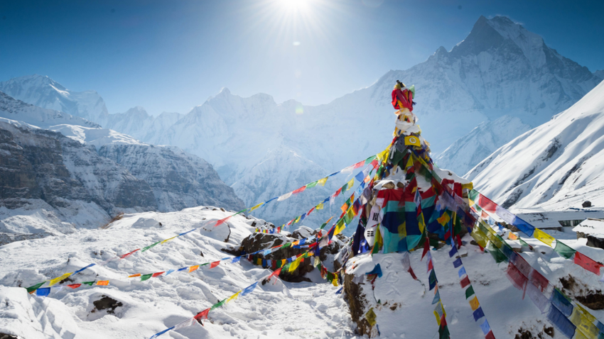 Jak turystyka zmienia Nepal? Himalaje Magdy Jończyk