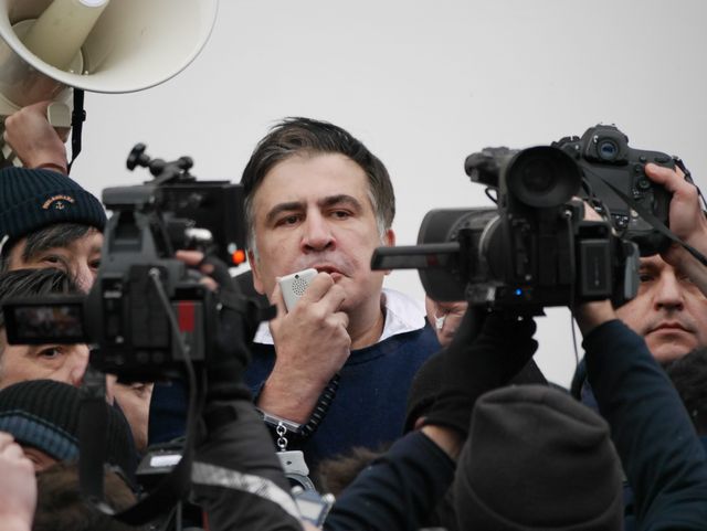 Freed Saakashvili still considers politics