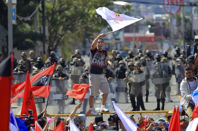 Honduras: opposition wants new elections